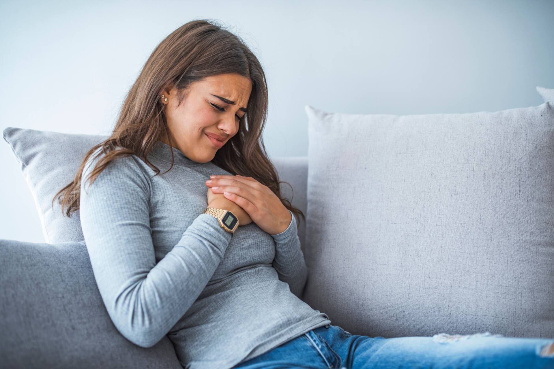 額 関節 症 症状